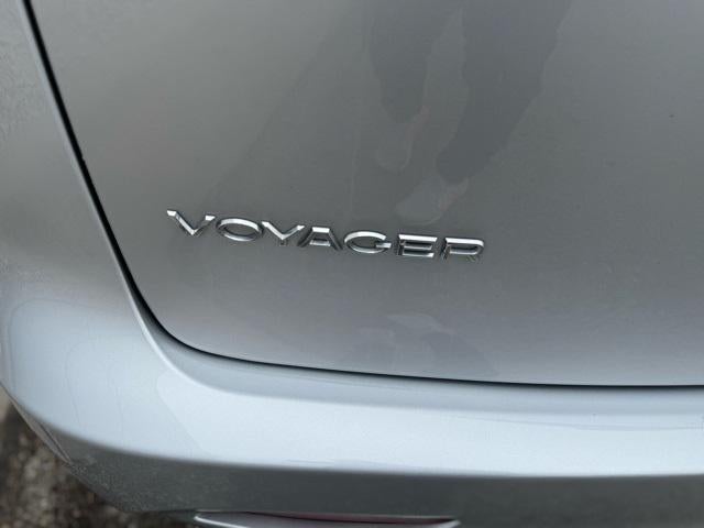 2023 Chrysler Voyager LX FWD