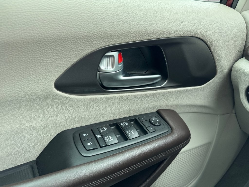 2018 Chrysler Pacifica Touring L Plus FWD