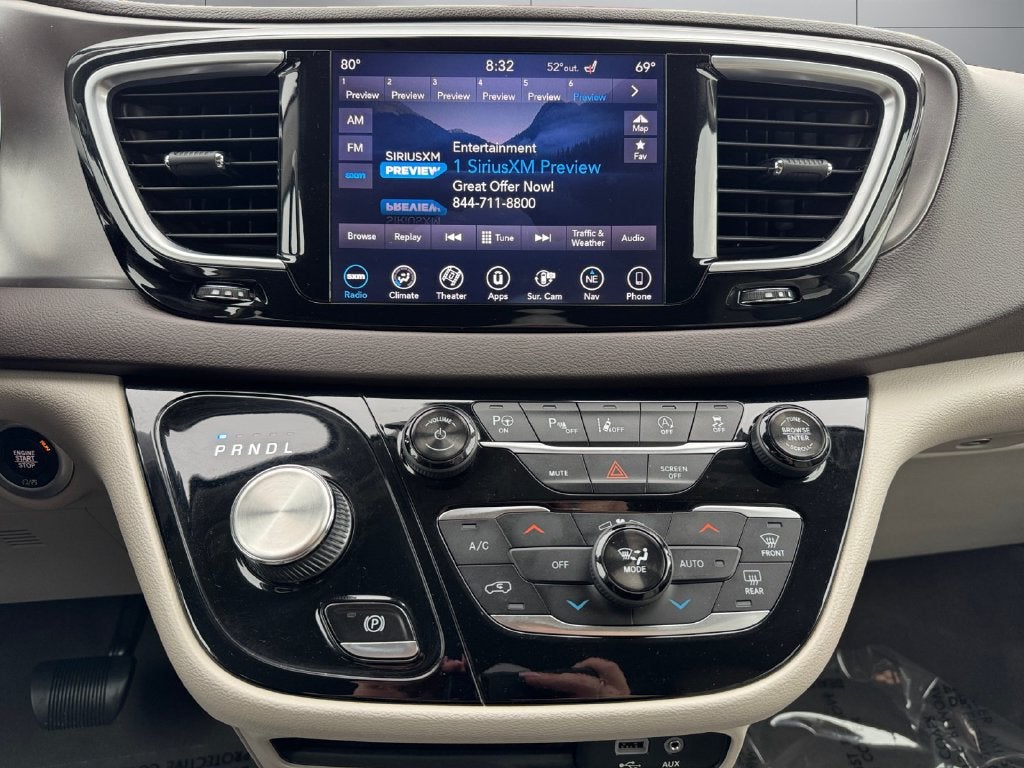 2018 Chrysler Pacifica Touring L Plus FWD