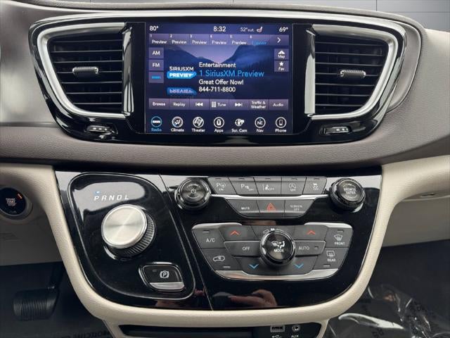 2018 Chrysler Pacifica Touring L Plus FWD