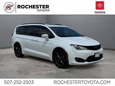 2018 Chrysler Pacifica Touring L Plus FWD