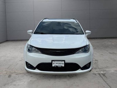 2018 Chrysler Pacifica Touring L Plus FWD