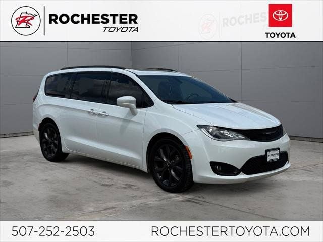 2018 Chrysler Pacifica Touring L Plus FWD