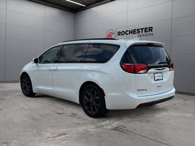 2018 Chrysler Pacifica Touring L Plus FWD