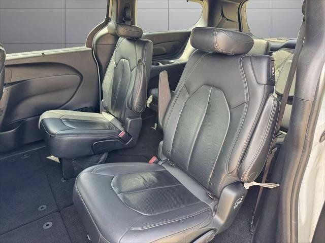 2018 Chrysler Pacifica Touring L Plus FWD