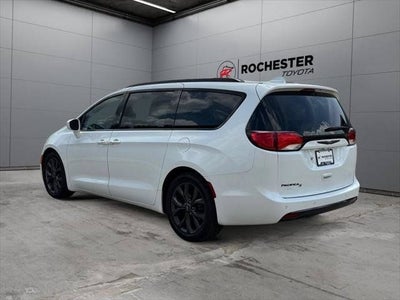 2018 Chrysler Pacifica Touring L Plus FWD
