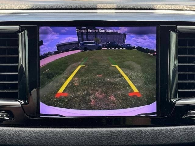2018 Chrysler Pacifica Touring L Plus FWD