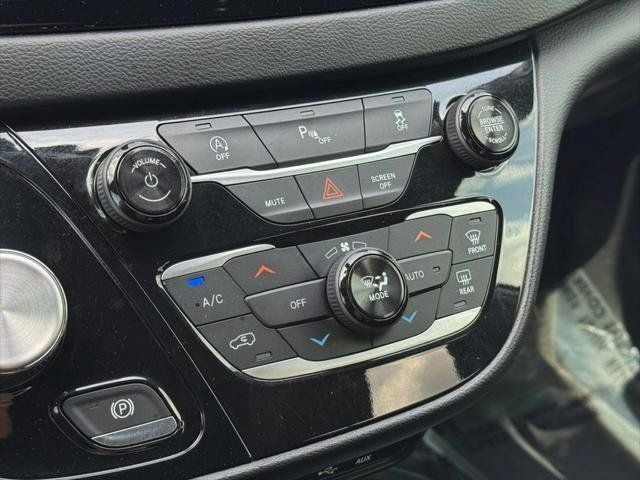2018 Chrysler Pacifica Touring L Plus FWD