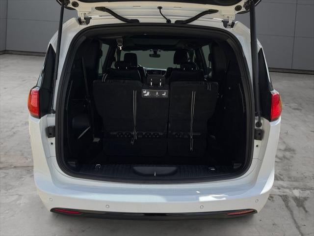 2018 Chrysler Pacifica Touring L Plus FWD