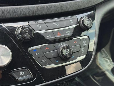 2018 Chrysler Pacifica Touring L Plus FWD