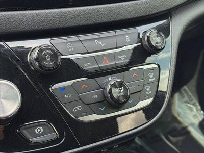 2018 Chrysler Pacifica Touring L Plus FWD