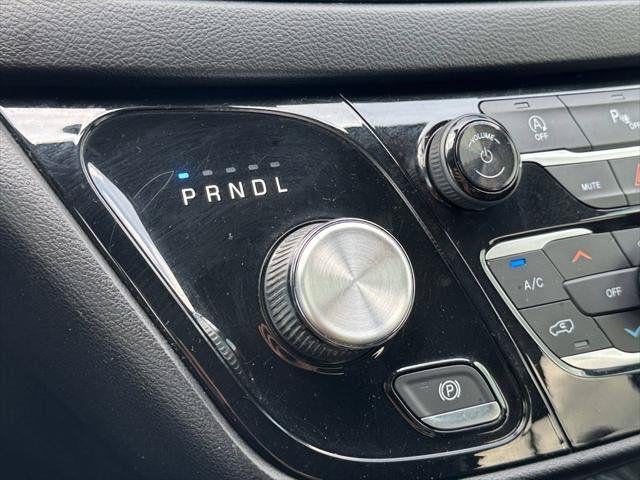 2018 Chrysler Pacifica Touring L Plus FWD