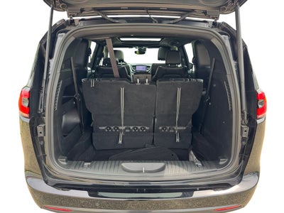 2025 Chrysler Pacifica Limited FWD