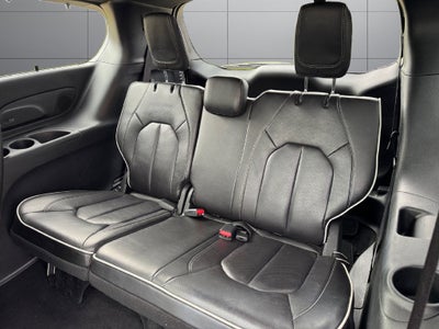 2025 Chrysler Pacifica Limited FWD