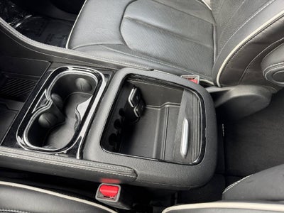 2025 Chrysler Pacifica Limited FWD