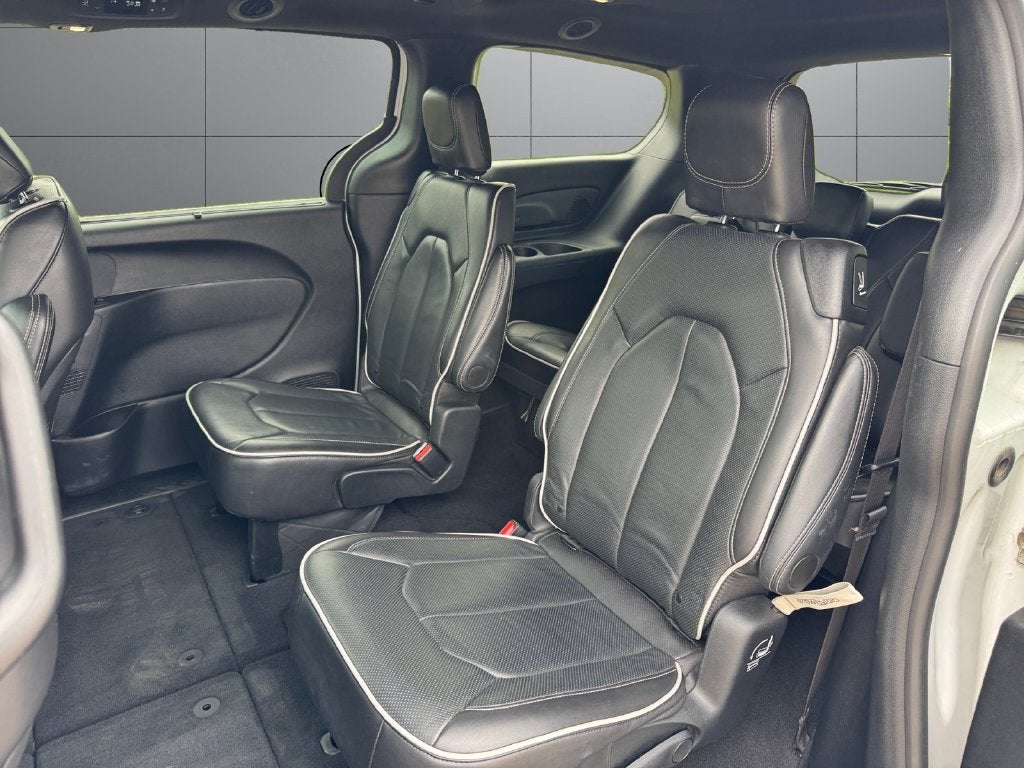2026 Chrysler Pacifica Limited FWD