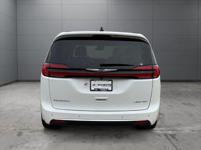 2026 Chrysler Pacifica Limited FWD