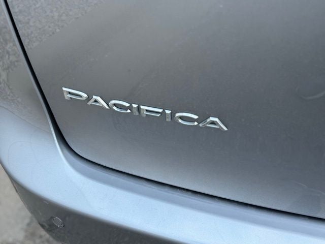 2019 Chrysler Pacifica Hybrid Touring Plus FWD