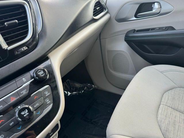 2019 Chrysler Pacifica Hybrid Touring Plus FWD