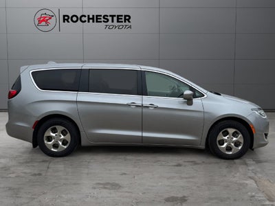 2019 Chrysler Pacifica Hybrid Touring Plus FWD