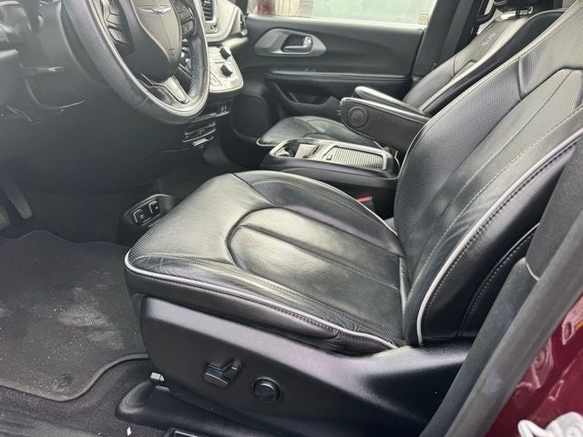 2020 Chrysler Pacifica Hybrid Limited FWD