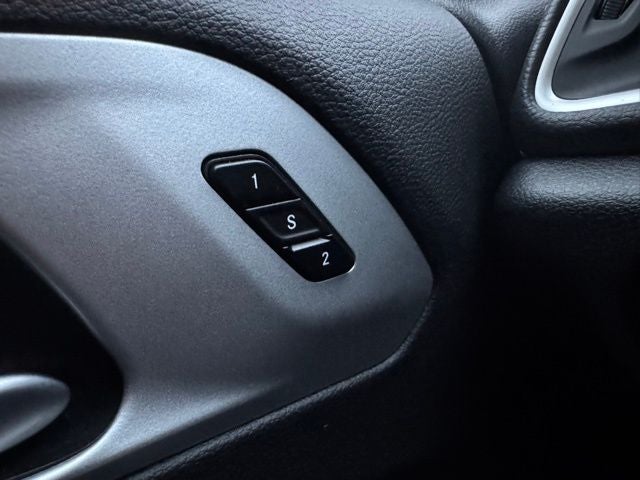 2024 Chrysler Pacifica Hybrid Select FWD