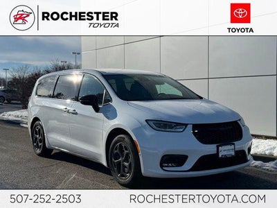 2024 Chrysler Pacifica Hybrid Select FWD