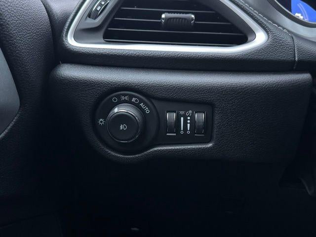 2024 Chrysler Pacifica Hybrid Select FWD