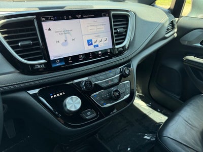 2021 Chrysler Pacifica Touring L AWD