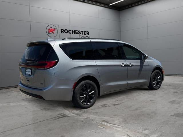 2021 Chrysler Pacifica Touring L AWD