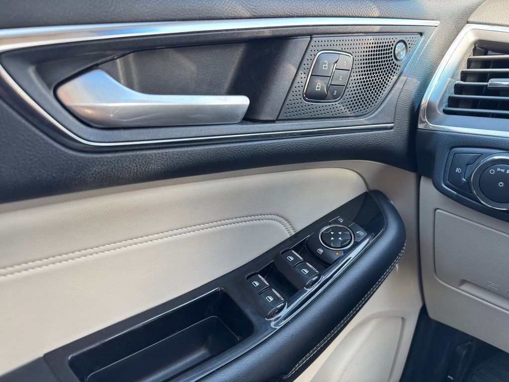 2020 Ford Edge Titanium AWD