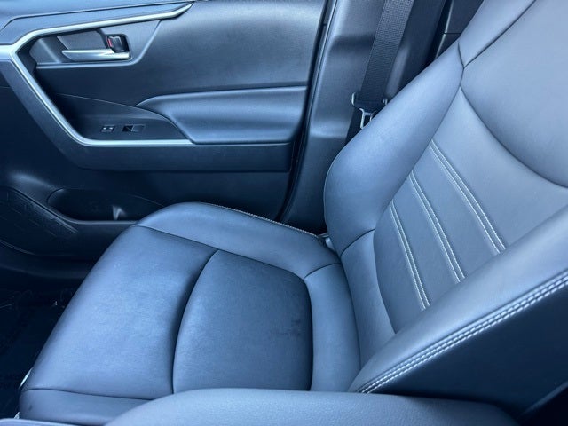 2021 Toyota RAV4 XLE Premium AWD