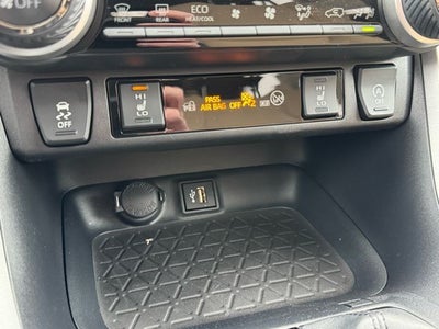 2025 Toyota RAV4 XLE Premium AWD