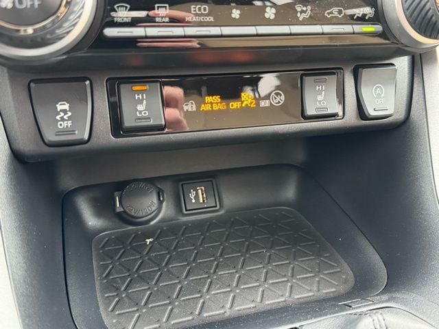 2025 Toyota RAV4 XLE Premium AWD