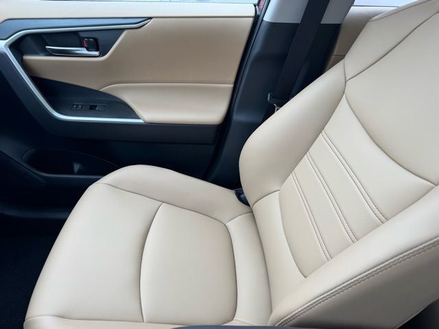 2025 Toyota RAV4 XLE Premium AWD