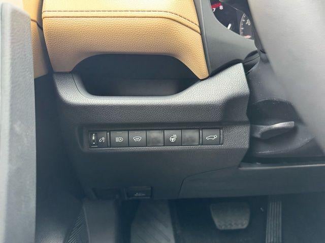 2025 Toyota RAV4 XLE Premium AWD