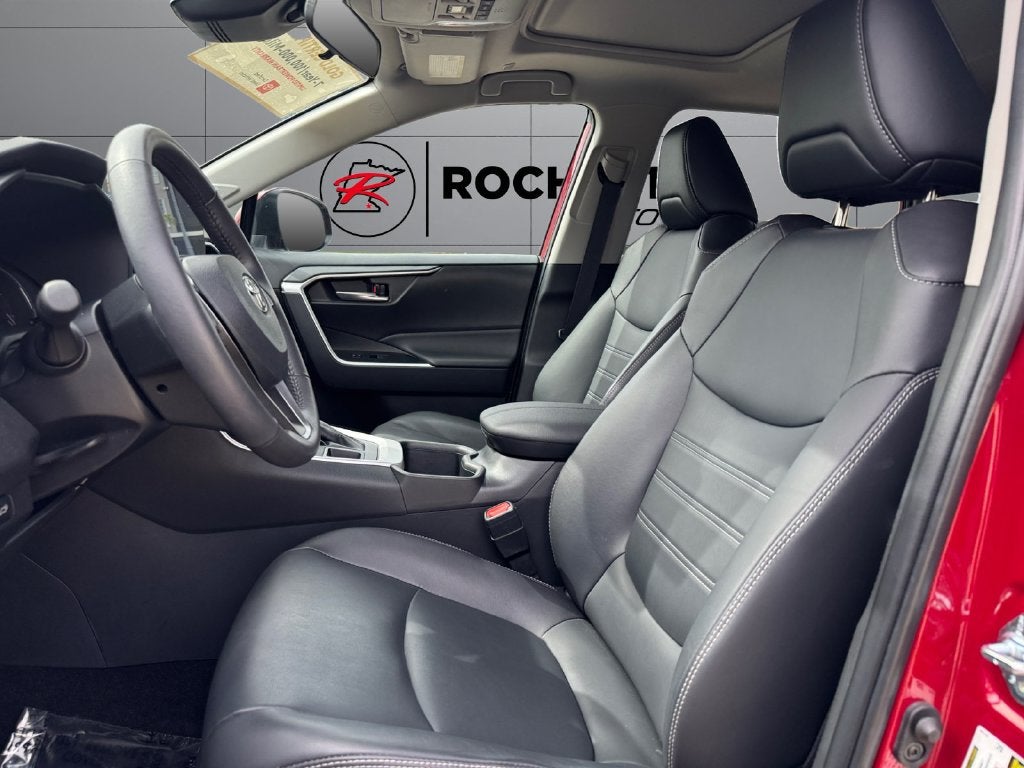 2025 Toyota RAV4 XLE Premium AWD