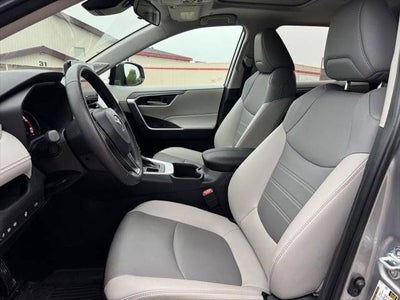 2025 Toyota RAV4 XLE Premium AWD