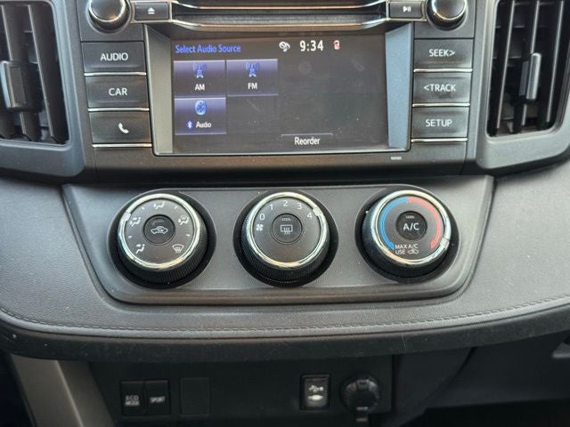 2017 Toyota RAV4 LE AWD