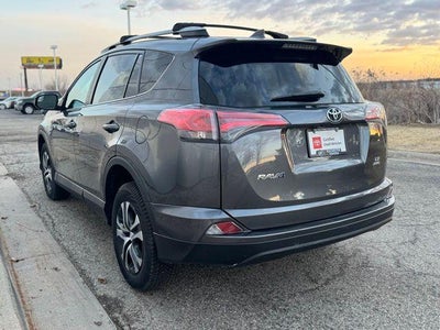 2017 Toyota RAV4 LE AWD