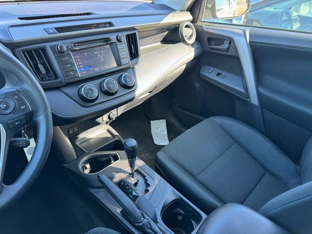 2017 Toyota RAV4 LE AWD