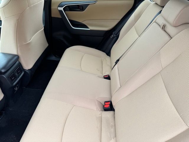 2025 Toyota RAV4 LE AWD