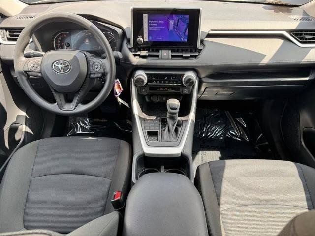 2025 Toyota RAV4 LE AWD