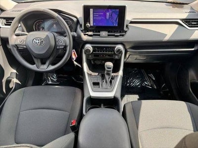 2025 Toyota RAV4 LE AWD