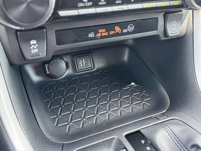 2025 Toyota RAV4 LE AWD