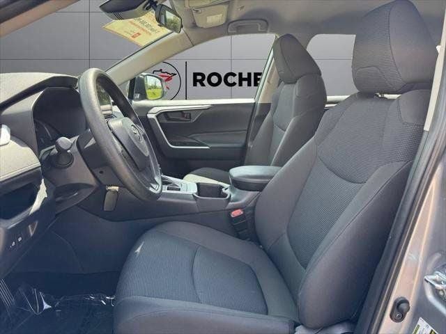 2025 Toyota RAV4 LE AWD