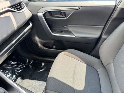 2025 Toyota RAV4 LE AWD