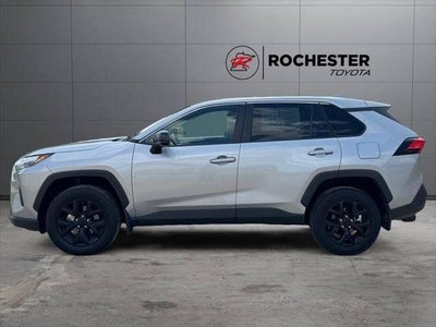 2025 Toyota RAV4 LE AWD