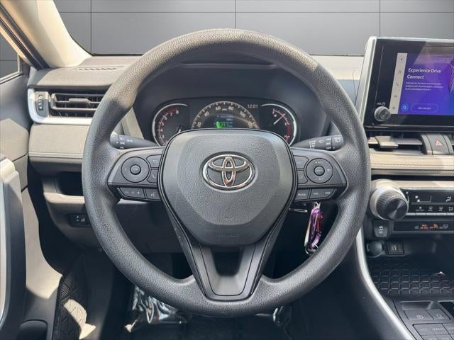 2025 Toyota RAV4 LE AWD