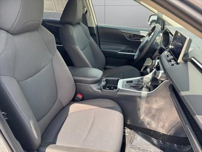 2025 Toyota RAV4 LE AWD